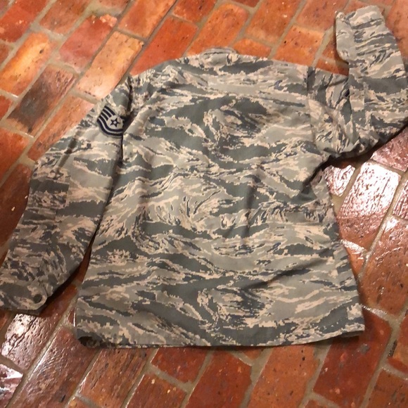 U.S Air Force Camouflage Combat Utility Shirt sz 40R - Picture 4 of 10